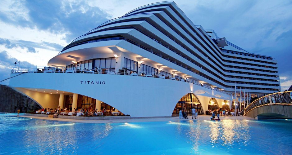 TITANIC BEACH LARA RESORT 5*